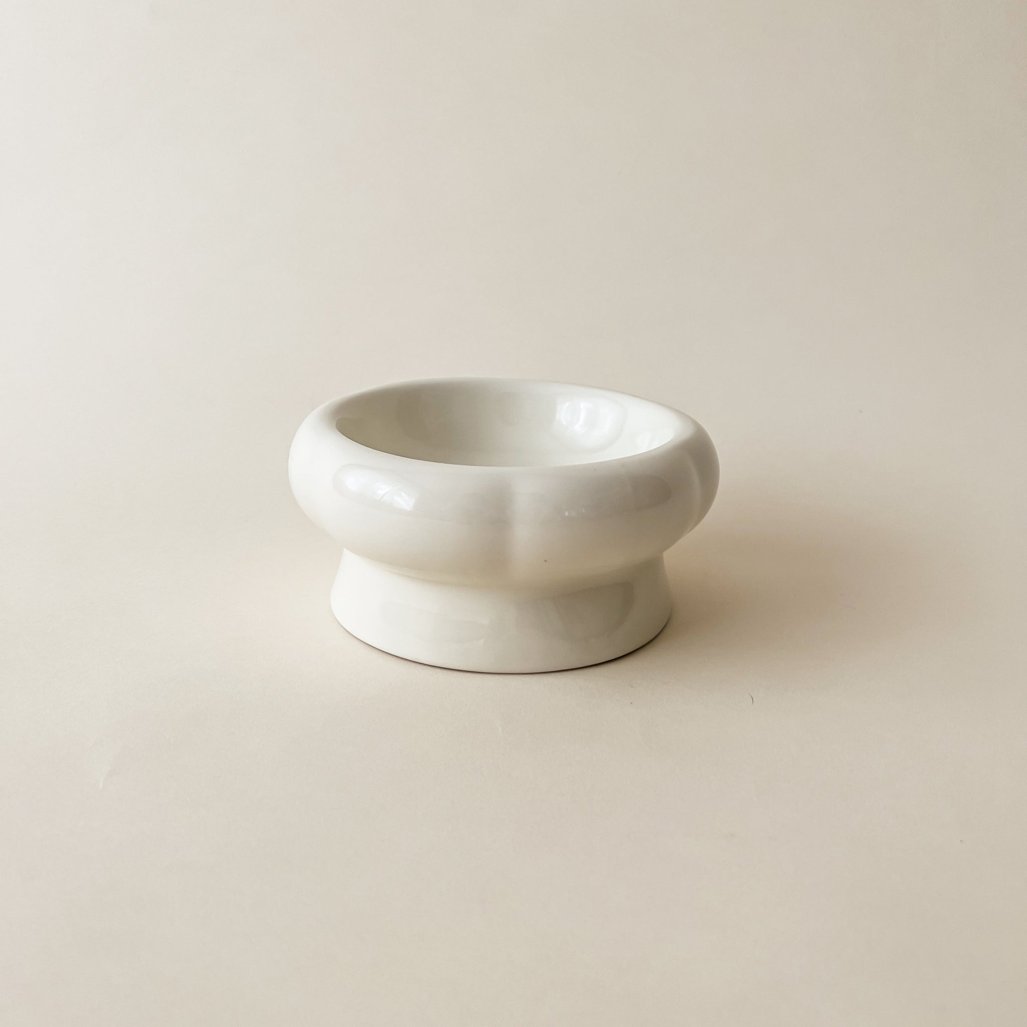 Bloire Creamy Water Bowl for Cat