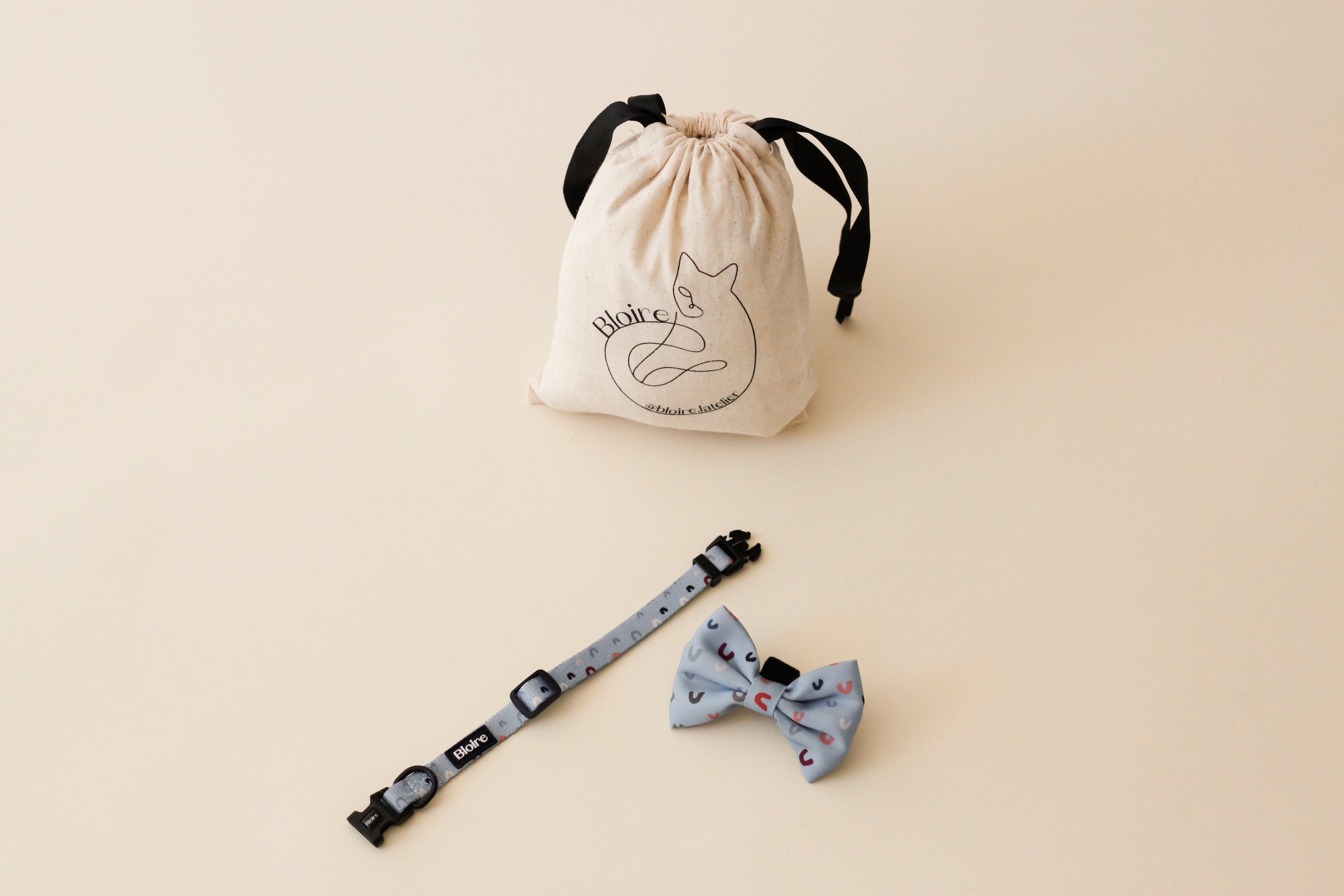 Bloire | Collar Blue Rainbow | Bowtie Blue Rainbow